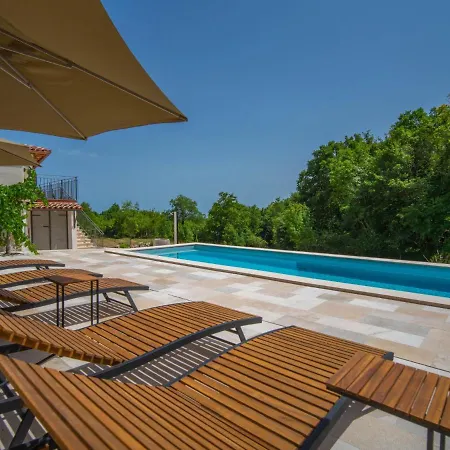 Holiday Oliti Holiday home